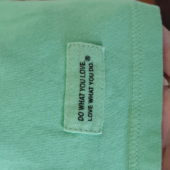 Life Is Good Women's Green Tshirt With Dog Heart Graphic - Picture 5 of 8